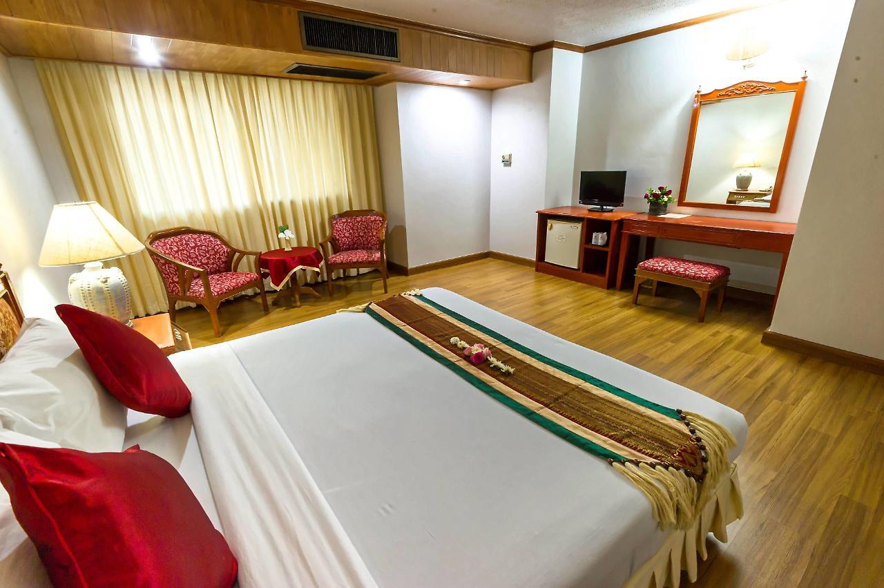 La Mai Hotel Chiang Mai Buitenkant foto