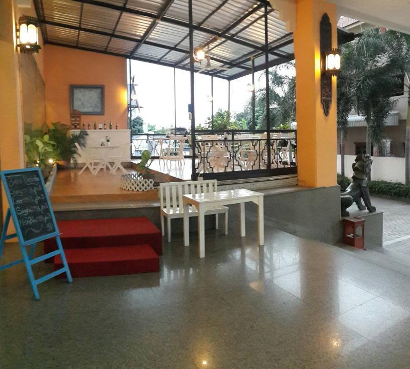 La Mai Hotel Chiang Mai Buitenkant foto
